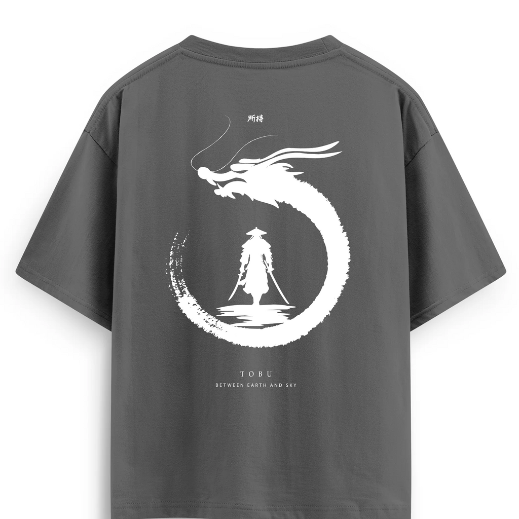 Oversize T-shirt / Instinct  / Dragon Master