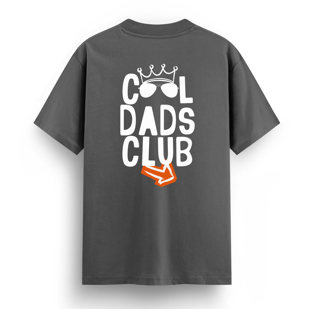 Regular T-shirt / Cool Dads Club