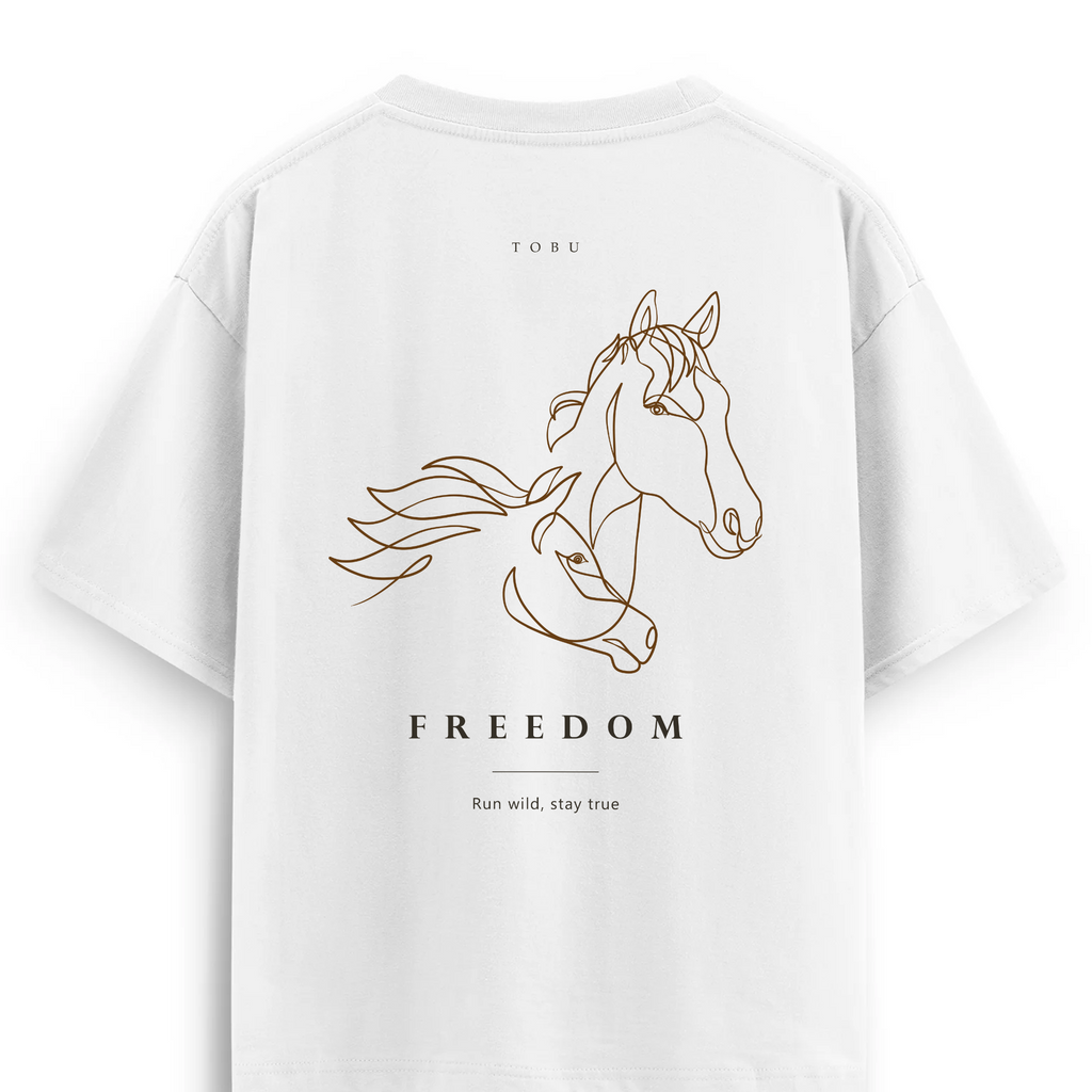 Oversize T-shirt / Instinct / Freedom