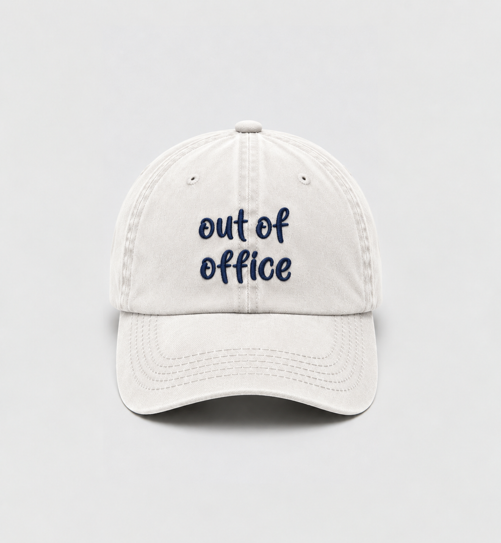Düz yıkamalı Şapka/ Out Of Office- Beyaz