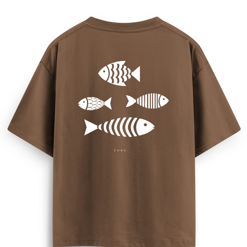 Oversize T-shirt / Tobu Studio / Traditional fish