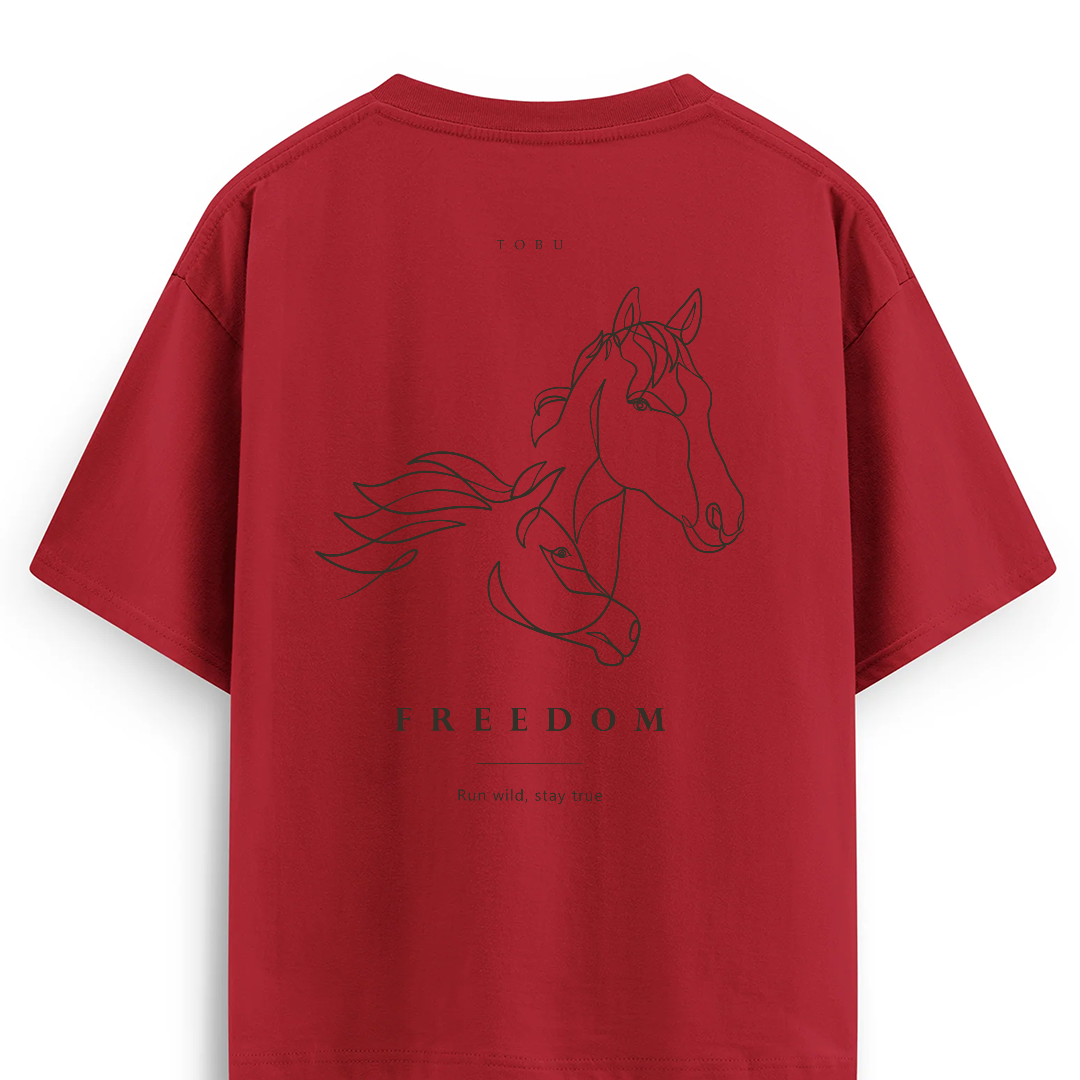Oversize T-shirt / Instinct / Freedom