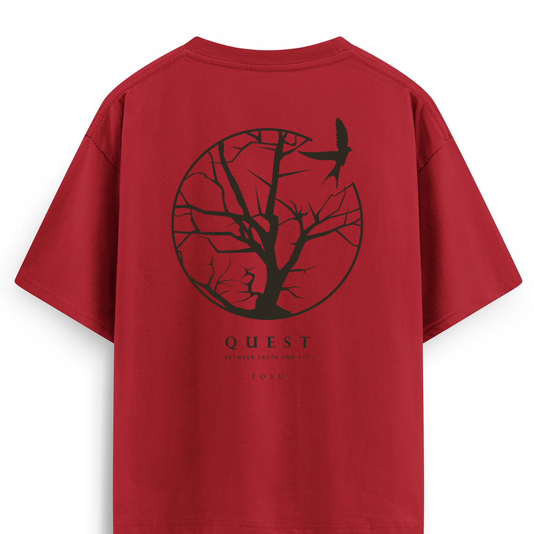 Oversize T-shirt / Instinct / Quest