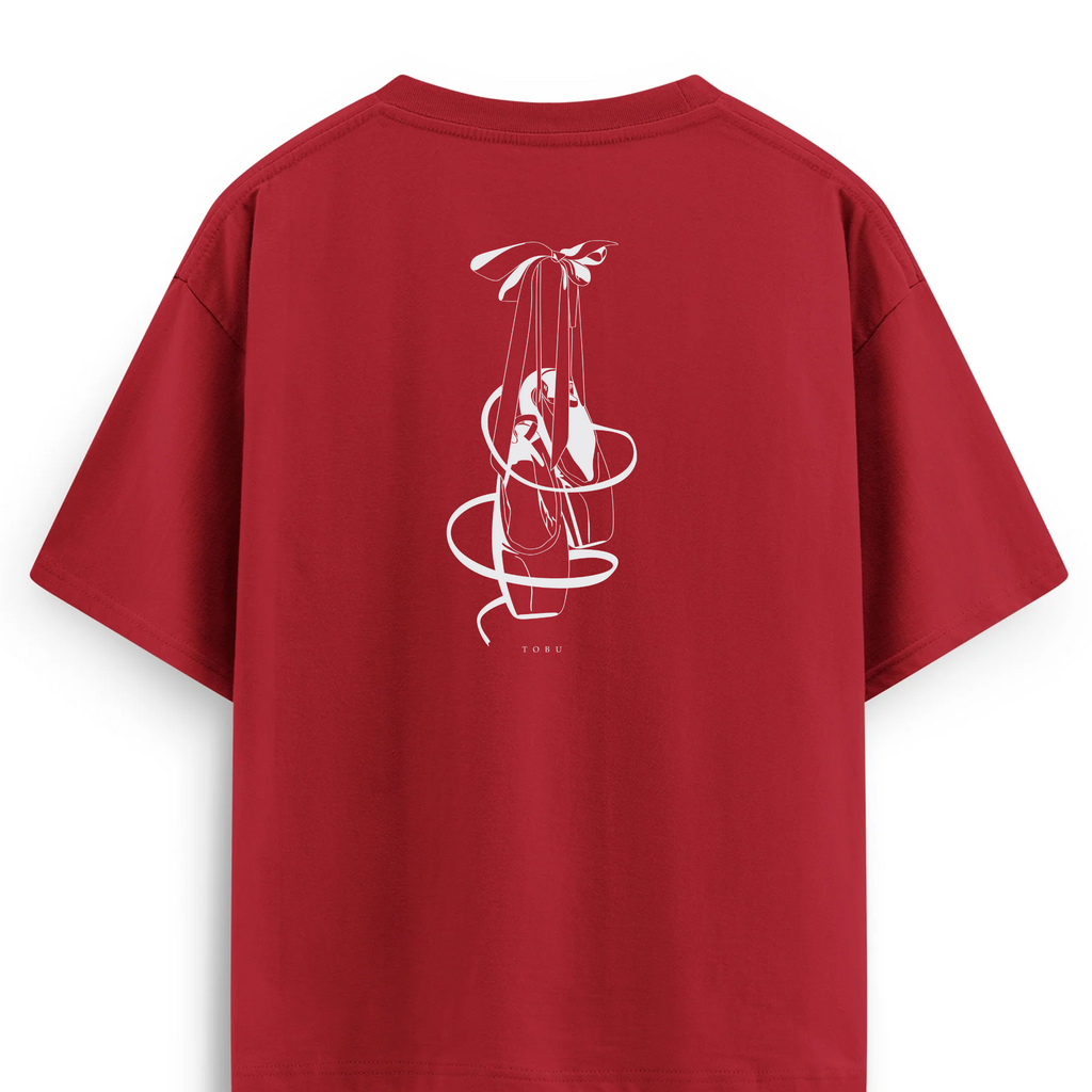 Oversize T-shirt / Tobu Studio / Balerin