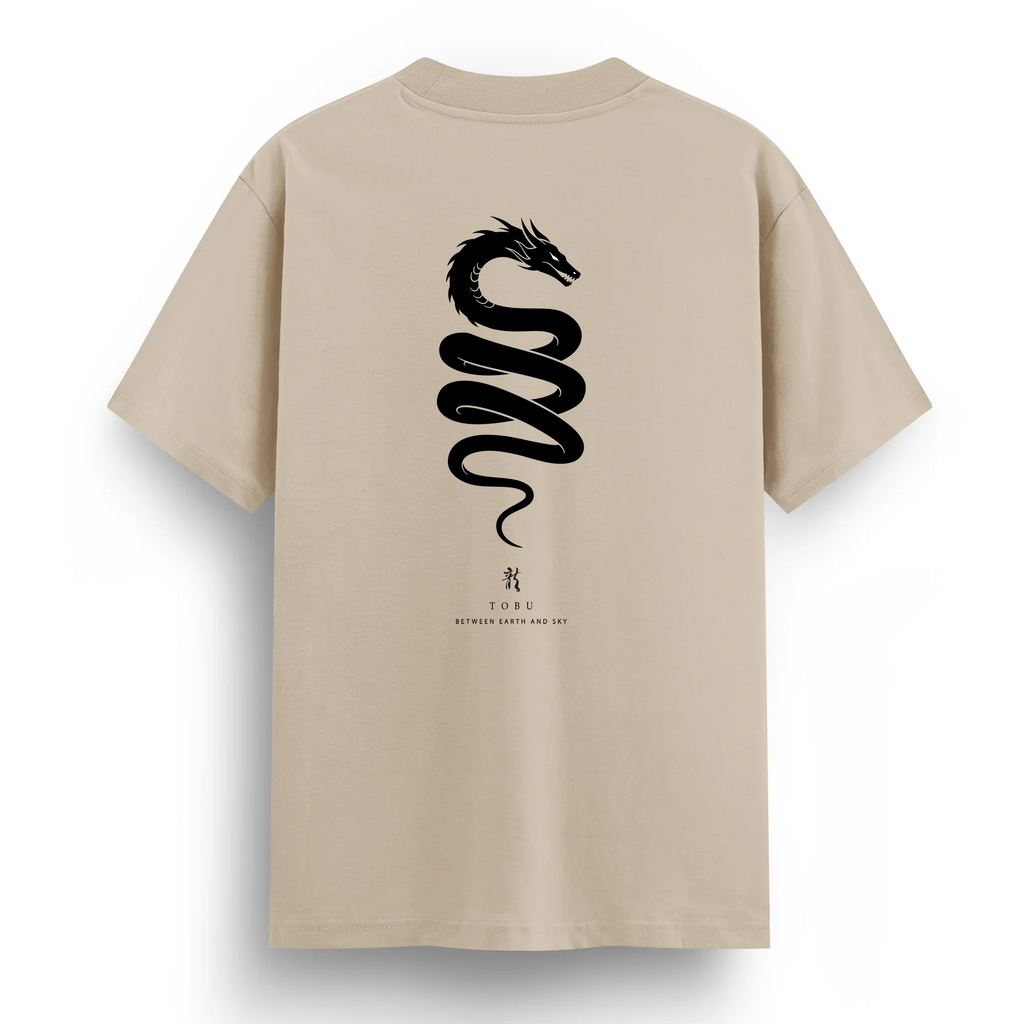 Regular T-shirt / Dragon