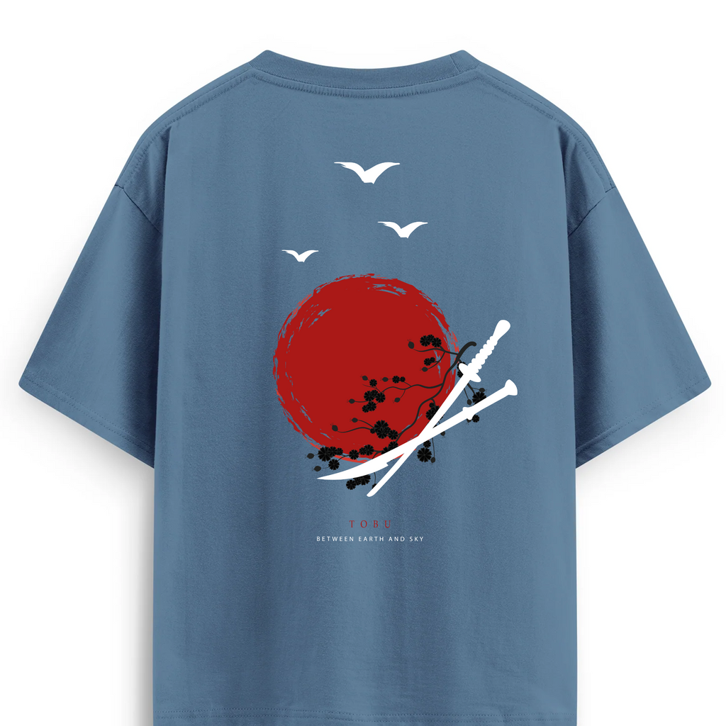 Oversize T-shirt / Instinct  / Samurai Sword