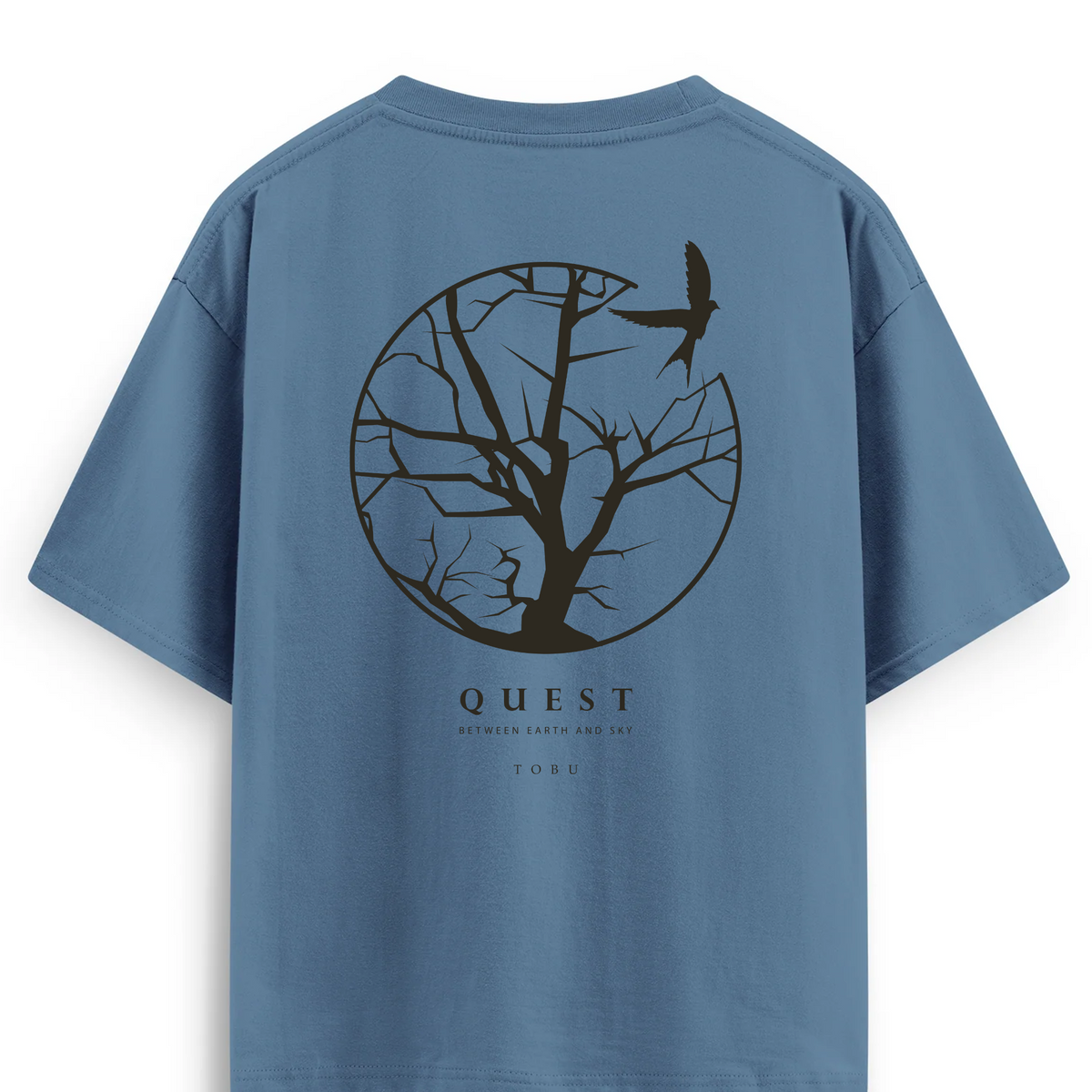 Oversize T-shirt / Instinct / Quest