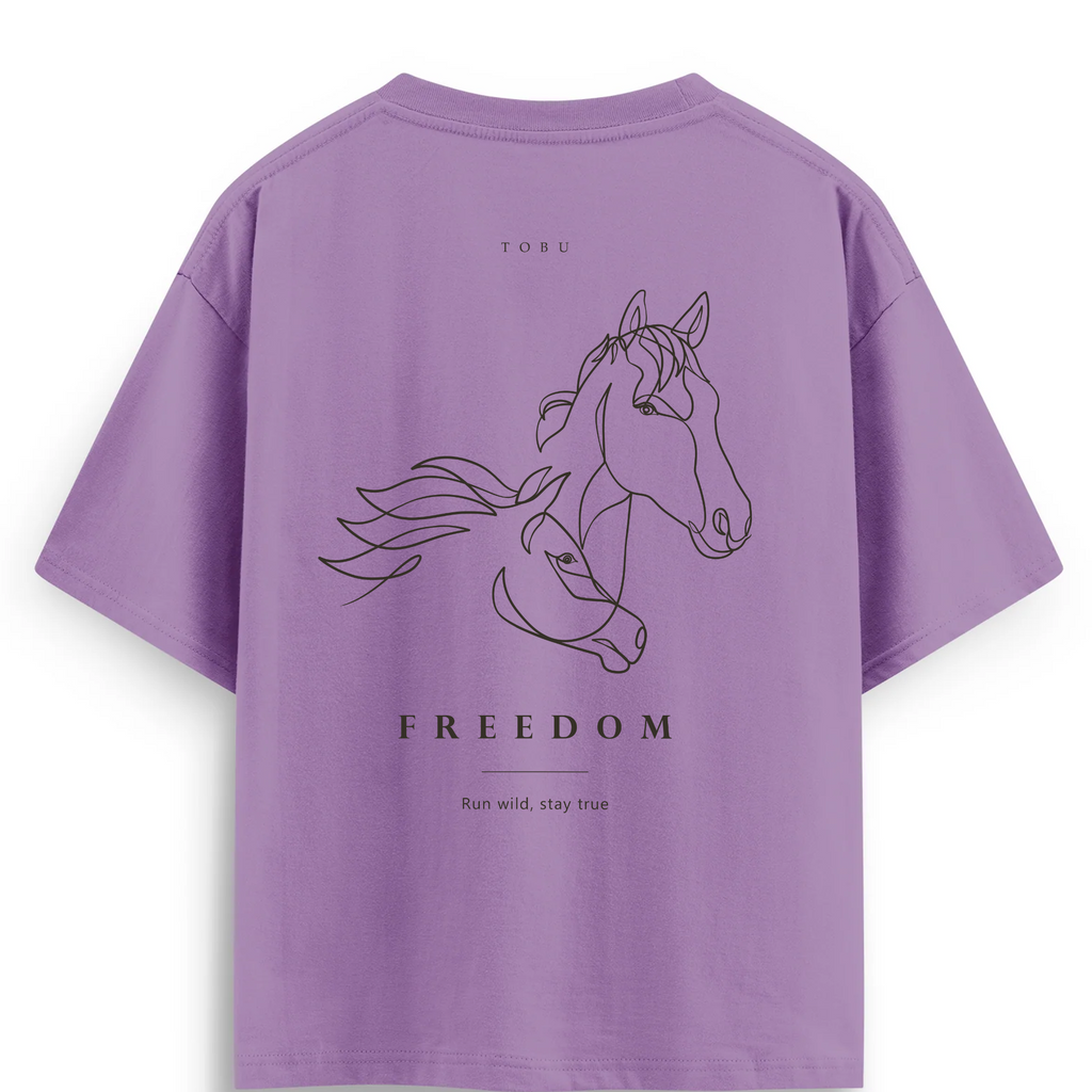 Oversize T-shirt / Instinct / Freedom