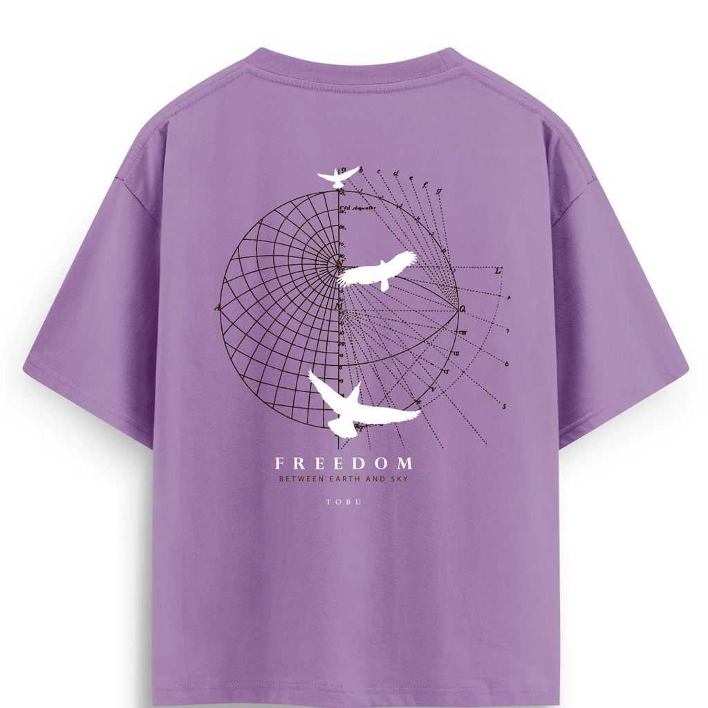 Oversize T-shirt / Untamed/Freedom