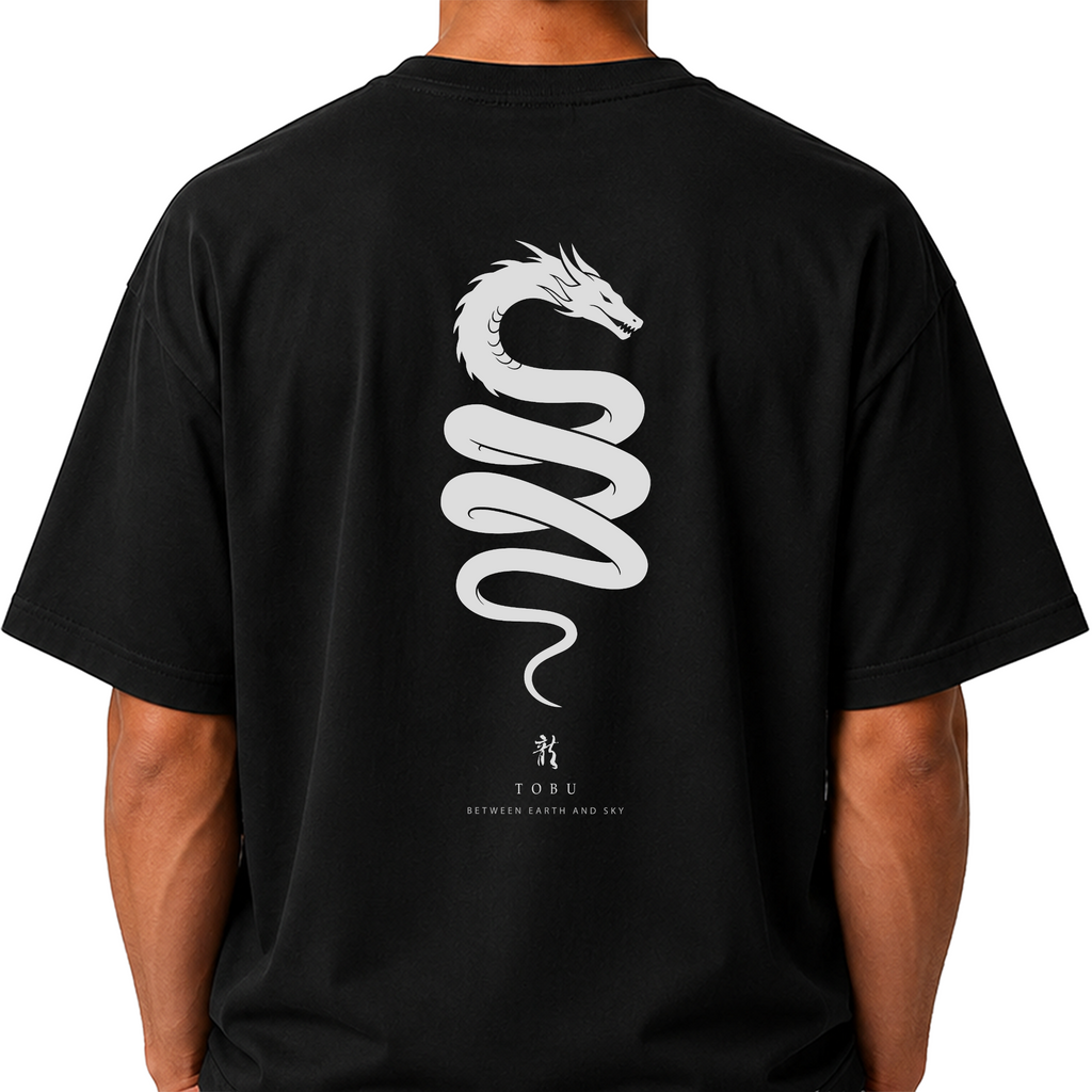 Oversize T-shirt / Instinct / Dragon