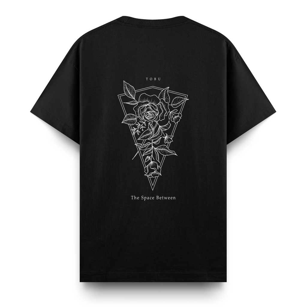 Regular T-shirt / Silent Bloom