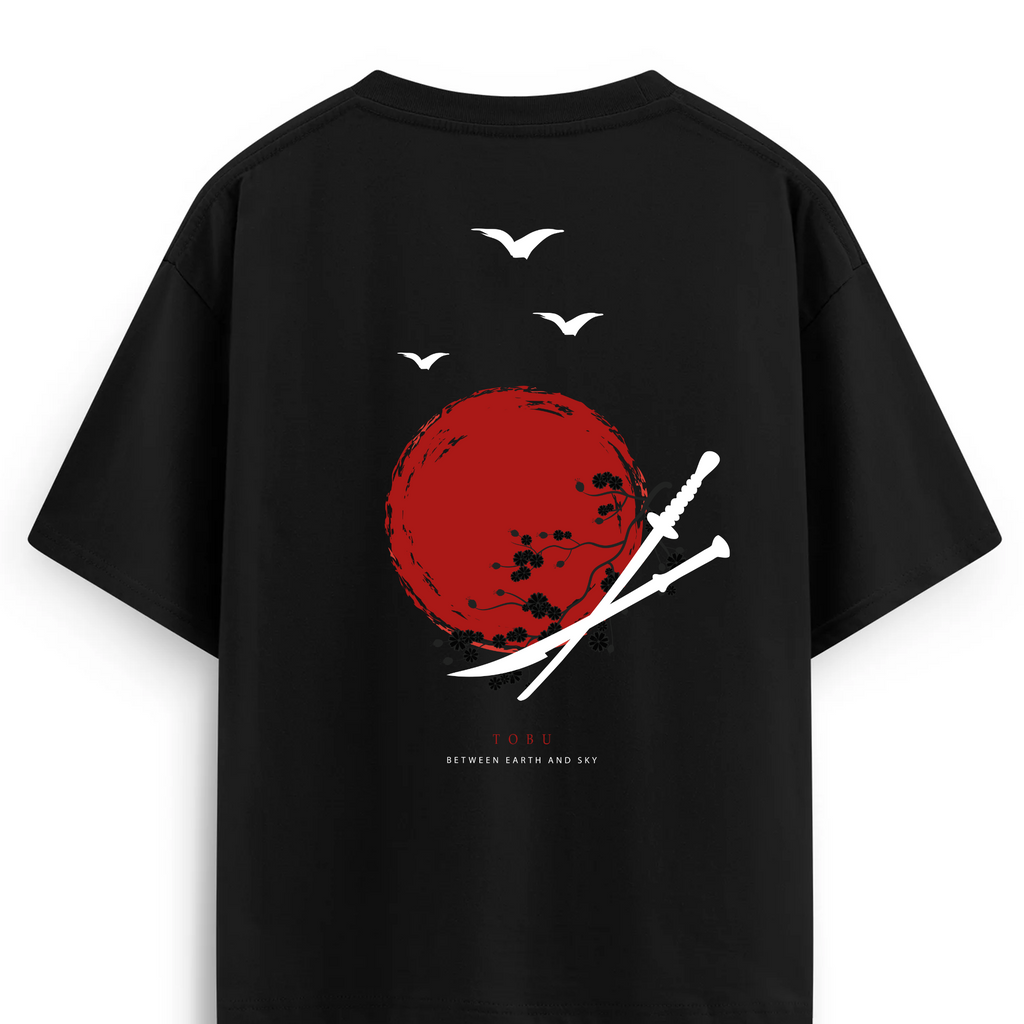 Oversize T-shirt / Instinct  / Samurai Sword