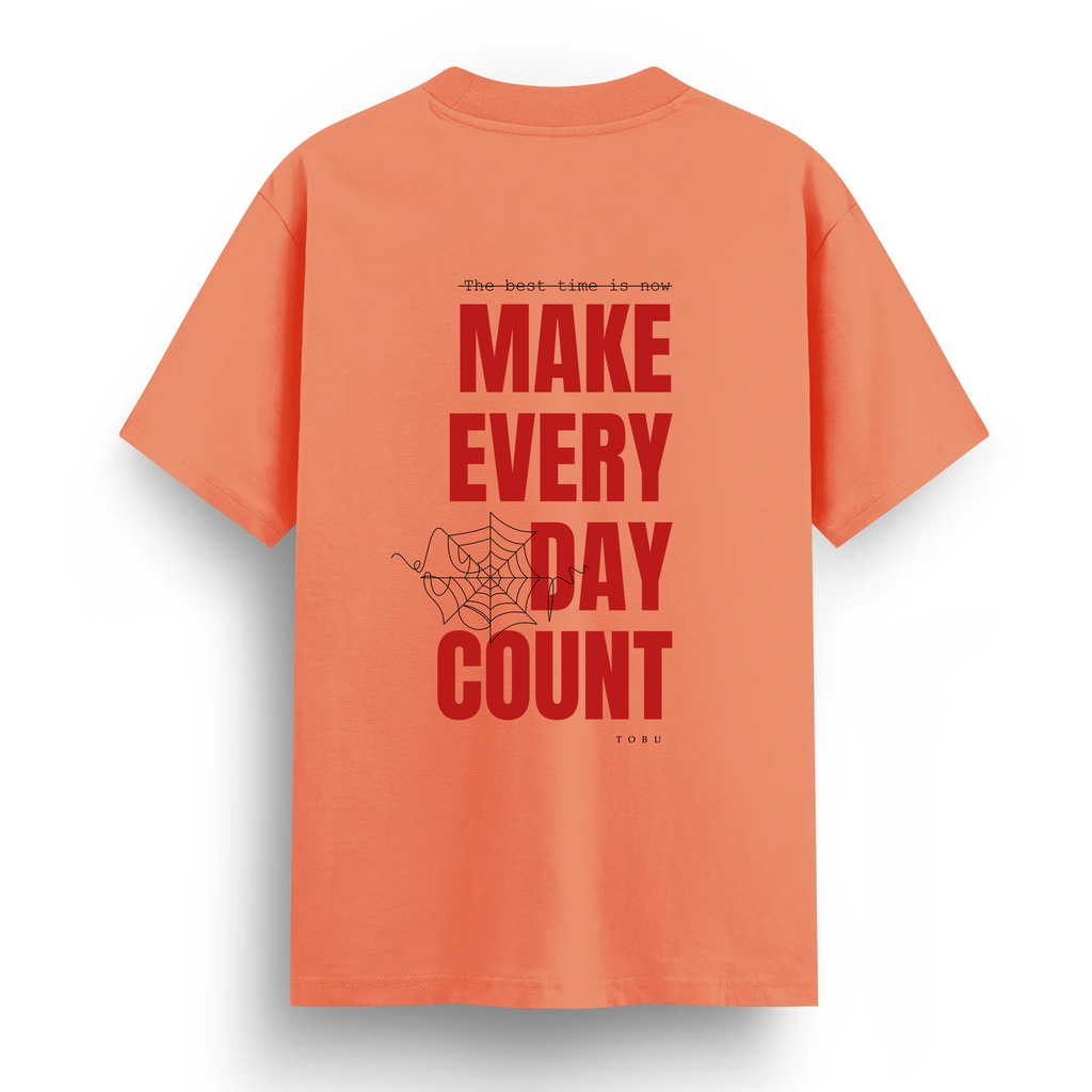 Regular T-shirt / Make Every Day