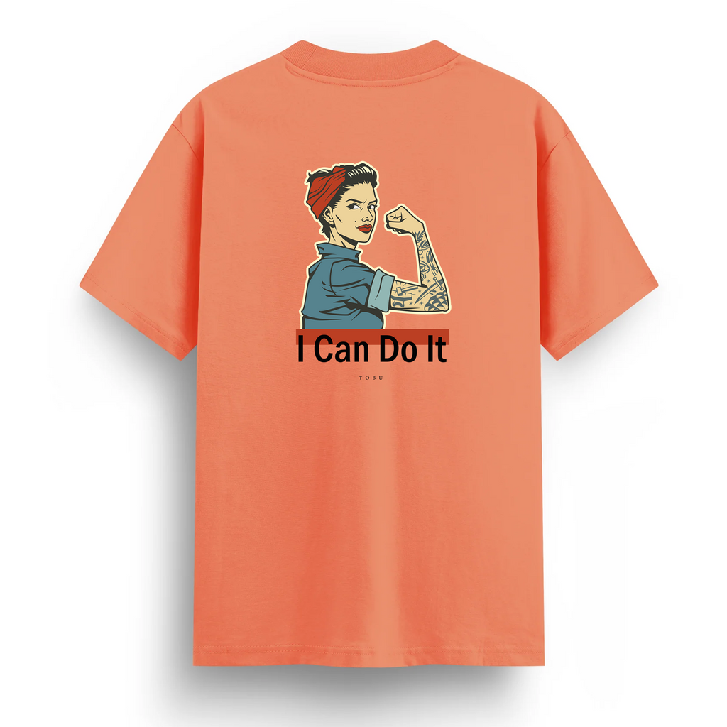 Regular T-shirt / I Can Do It