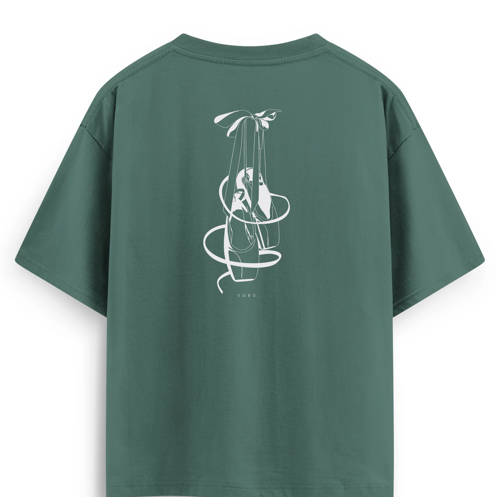 Oversize T-shirt / Tobu Studio / Balerin