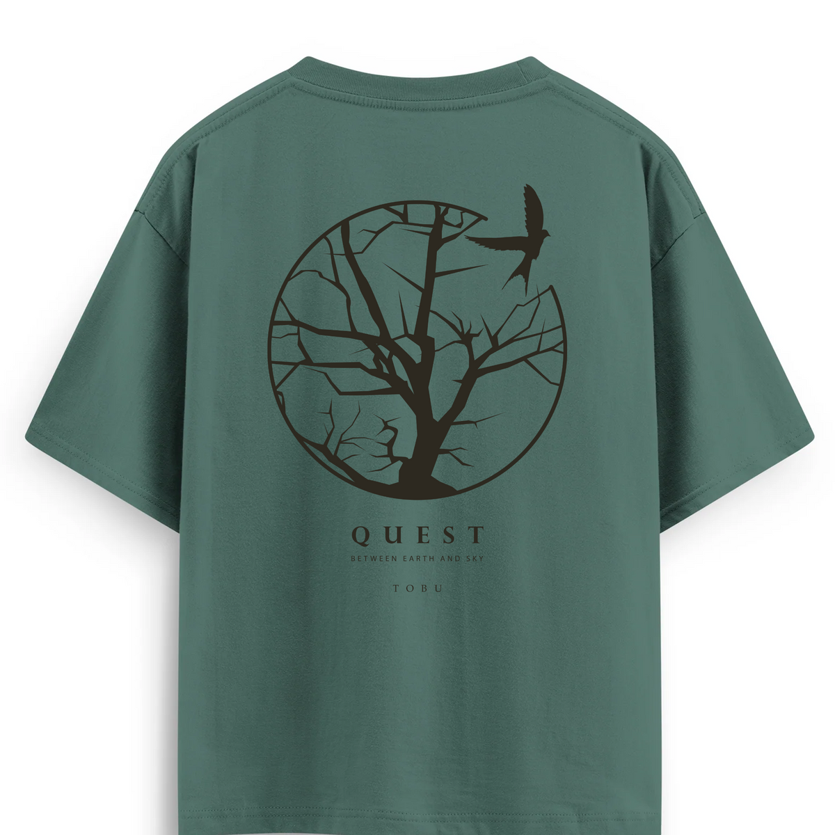 Oversize T-shirt / Instinct / Quest