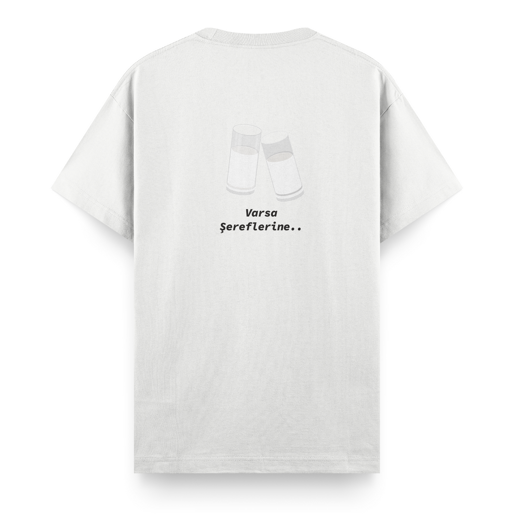 Regular T-shirt / Varsa Şereflerine