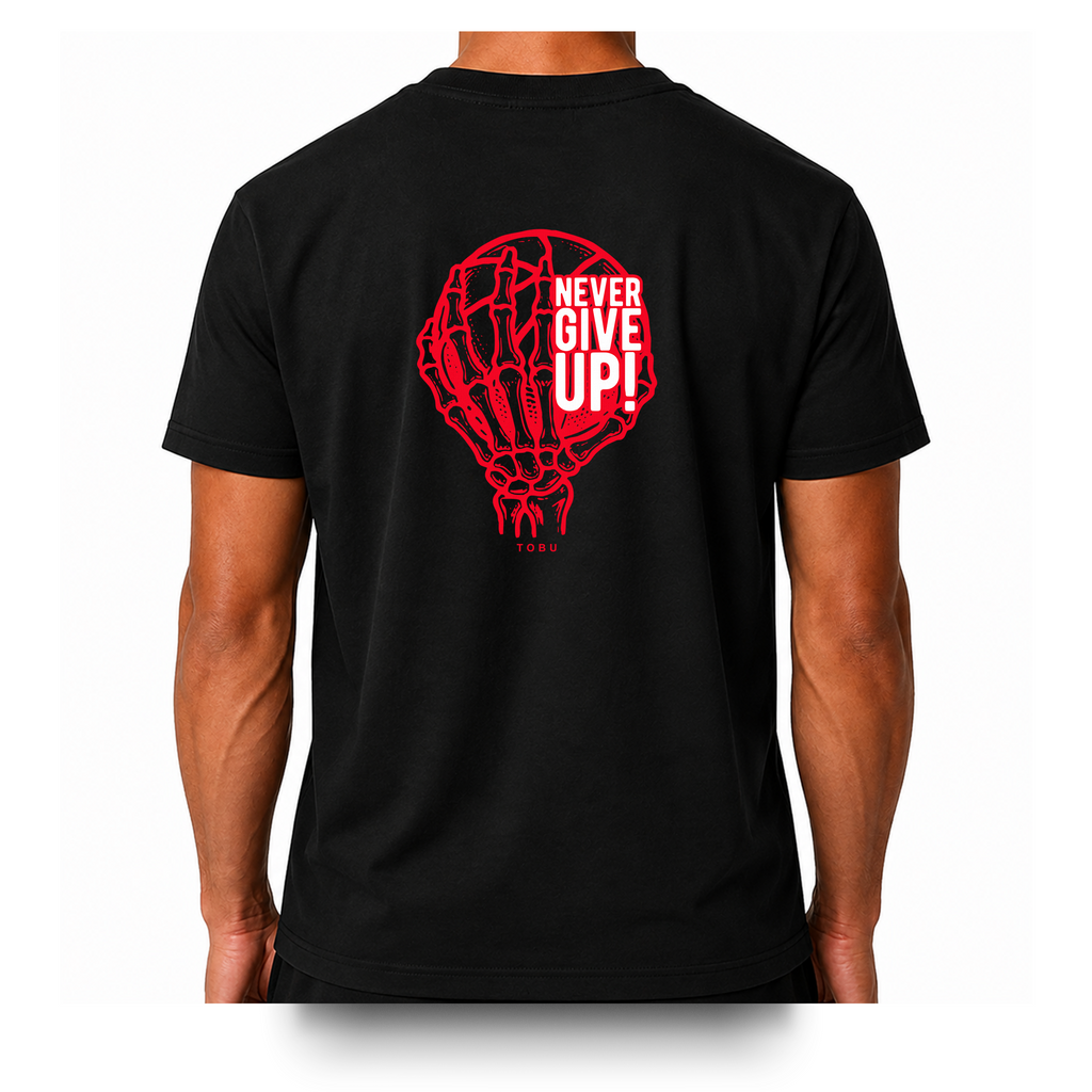 Regular T-shirt / Never GIVE UP